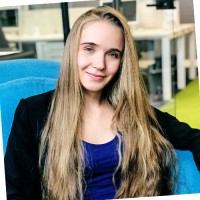 Юлия Белоусова