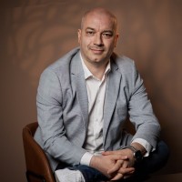 Cristi Paraschiv