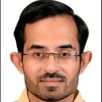 Shrinil Bhatt