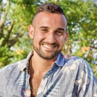 Sean Bakhtiari