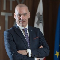 Mark Mallia