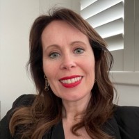 Nicole Van Dooren
