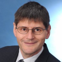 Dr. Wolfgang Treichel