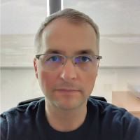 Tomasz S.