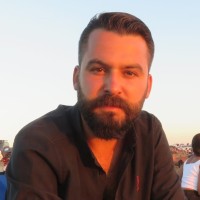 Savaş Seçkinler