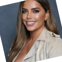 Breanna B.
