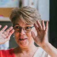 Isabelle Van den Nest