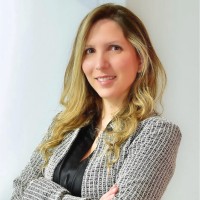 Fernanda Frascareli, Cfp®, Master In Finance