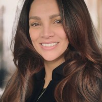 Lillian Bueno, Cpc