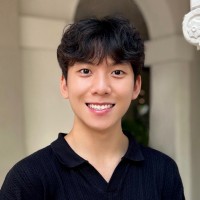 Derrick Lee