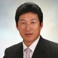 Yongseok Cho