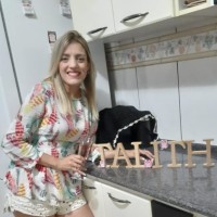 Talitha Gomes