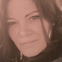 Robyn Leakey