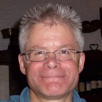 Simon Axon