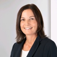 Bettina Adler