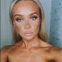 Rosà Brown