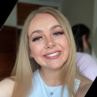 Leah Van Veen APA