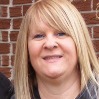 Debbie Lamoureux