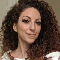 Valerie Outmezguine