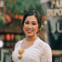 Meyndi Christy Ofeelia