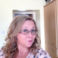 Sarah Handley