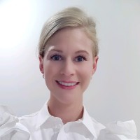 Veronika Heil