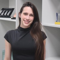 Aline L.