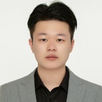 Hongbo Yang