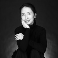 Crystal Li