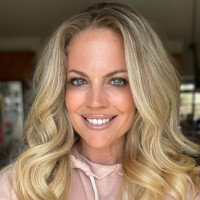 Christa Lee