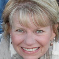 Kelly Reynolds