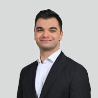 Muzaffer Özer