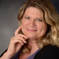 Donna Lee Walsh