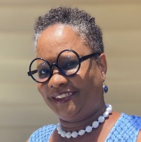 Beverly Deas