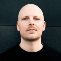 Adrian Karbe