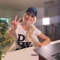 Amanda Blonde