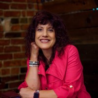 Andrea Heuston