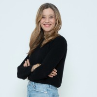 Amber RiedlAmber Riedl is an Influencer
