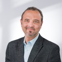 Eric Thompson, Aia