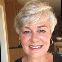 Julie Mills