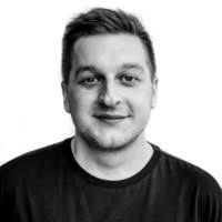 Tomasz R.