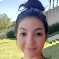 Flávia Lira