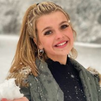 Chloe Henderson