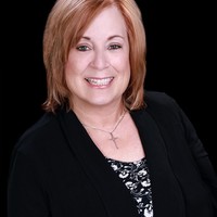 Maura Giles