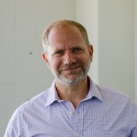 Peter Strauss