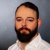 Dominik Bernhard