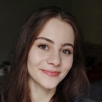 Emine Özer