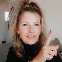Carole Dury