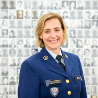 Ellen Van Den Broeck