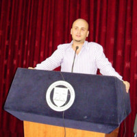 Dr. Jonid Kazani